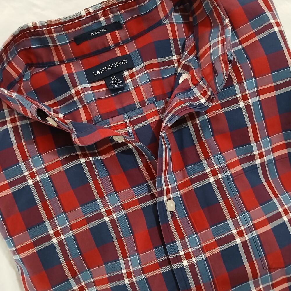 Lands' End XL Traditional Fit Red/Blue plaid Long-Sleeved Button-Down Shirt